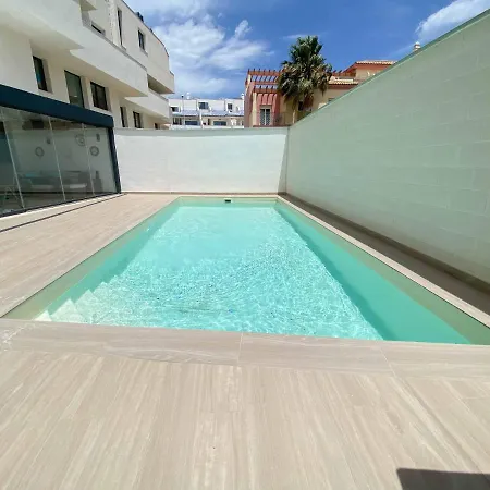 Cozy House - Private Pool - Wifi - Modern Apartment *