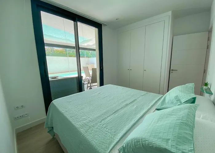 Cozy House - Private Pool - Wifi - Modern Apartment *